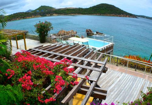 景觀, 林德伯格灣度假酒店 (Lindbergh Bay Hotel) in 西夏洛特阿馬利亞