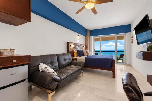 Vista La Jolla 406B | King Suite Costa Azul Beach