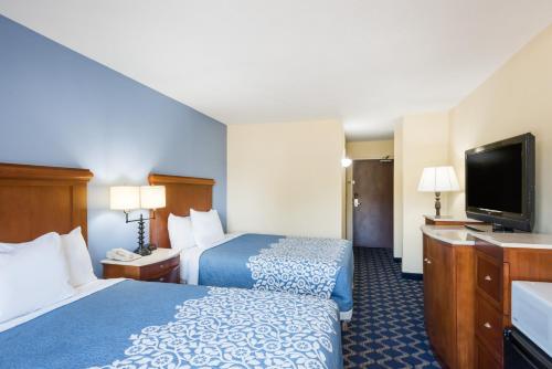 Aderi Hotel Near Casino in Niantic, USA