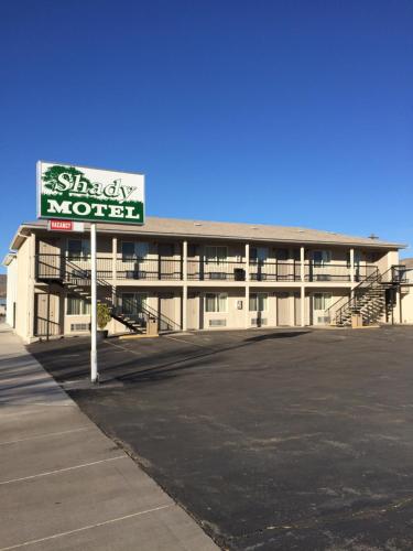 Shady Motel Ursine