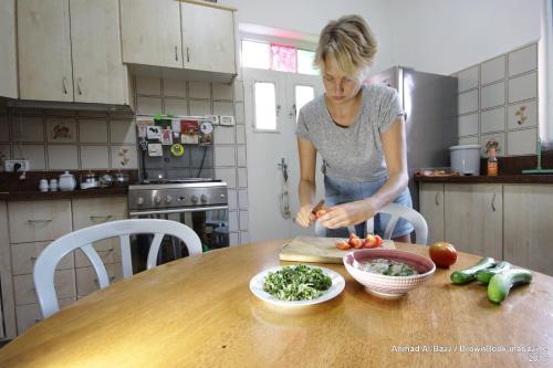 Restaurant, Auberg-Inn Guesthouse in Jericho