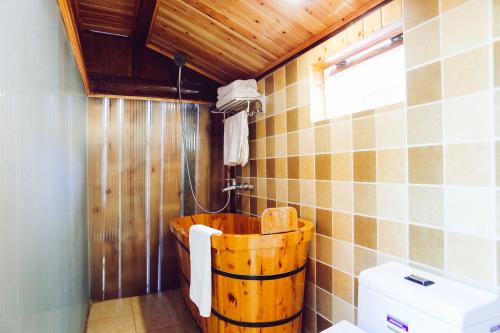 Cabin 7 Inn Cabin 7 Inn is conveniently located in the popular Dalizhen area. Offering a variety of facilities and services, the hotel provides all you need for a good nights sleep. 24-hour front desk, express c