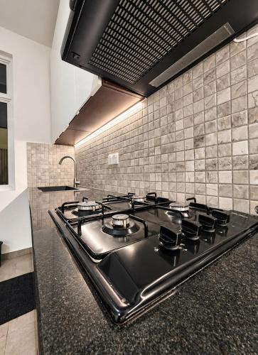 Kitchen, Serenity villa Bolgoda in Ruskin Island