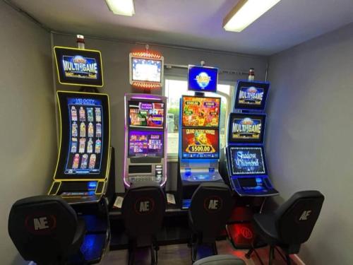 Quality Inn & Suites Woodstock near Lake Geneva