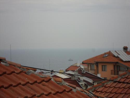 One-Bedroom Apartment with Balcony image 1
