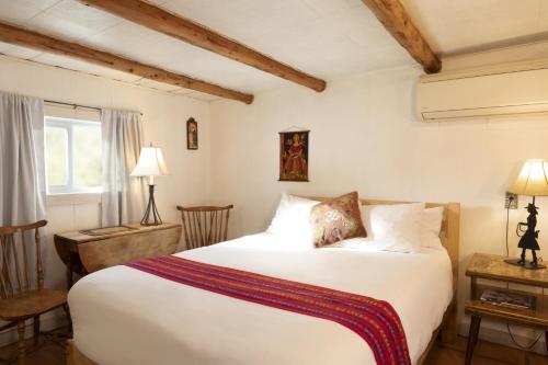 Taos Goji Farm & Eco-Lodge Retreat