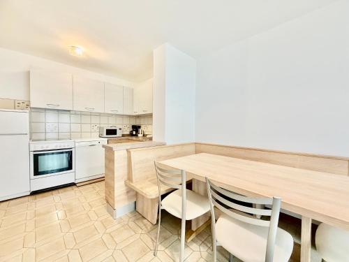 Colac Apartment - Ski and Mountain View
