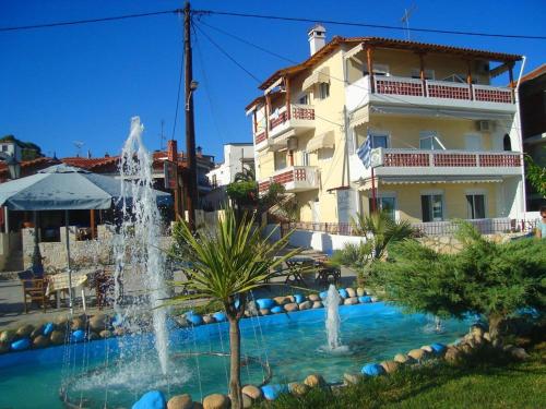 Peristerianos apartments - Accommodation - Nea Skioni