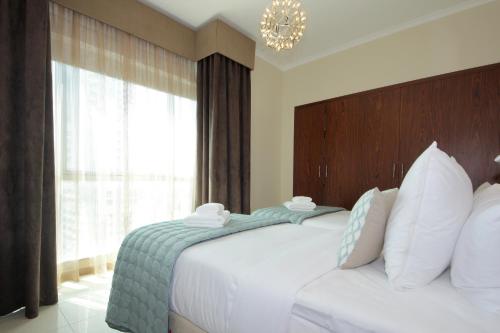 Signature Holiday Homes - The Residences - main image