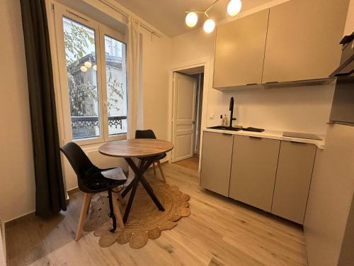 Renovated Ground-Floor 1BR near Pigalle