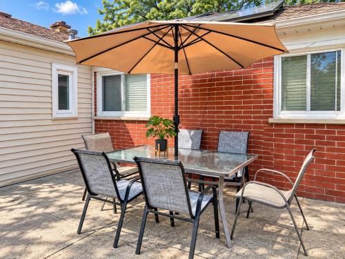 Lombard 5BR&2BH,Near Chicago, Oak Brook, Airport in Lombard