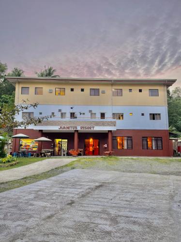 Juanito's Resort