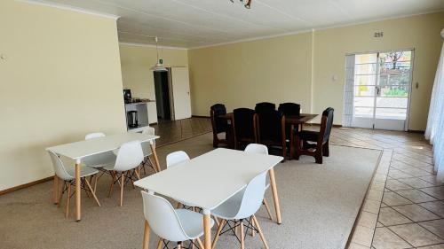 Jwalaboholo Mountain View Guest House in Ficksburg