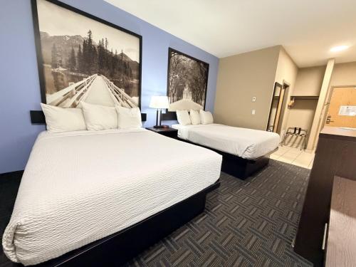 Super 8 by Wyndham Edmonton/West
