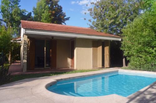 Hermosa casa en zona de bodegas de Mendoza