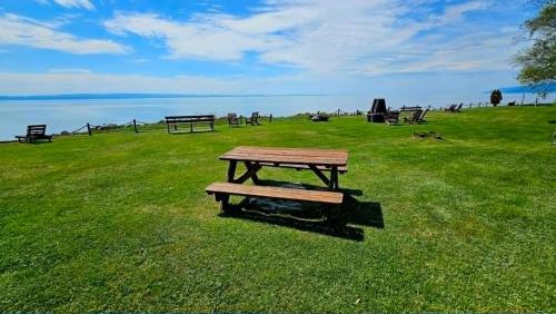 Udsigt, Équipage 30-31 avec piscine chauffée (Equipage 30-31 avec piscine chauffee) in Isle-Aux-Coudres (QC)