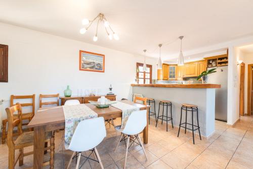 Home In Tramuntana - image 8