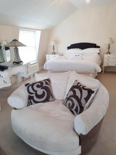 Anglesey Hotel - image 2