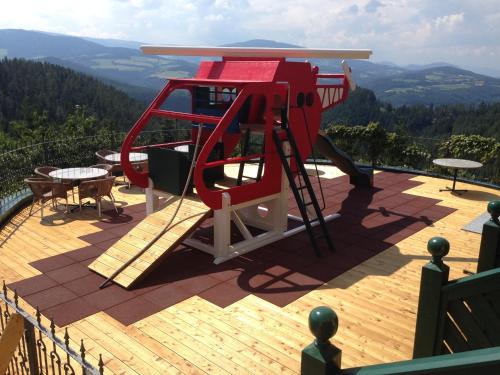 Erholungseinrichtungen, Autobahnrestaurant & Motorhotel Zobern in Loipersdorf