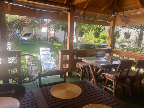 Facilities, Casutele POPY'S in Slanic