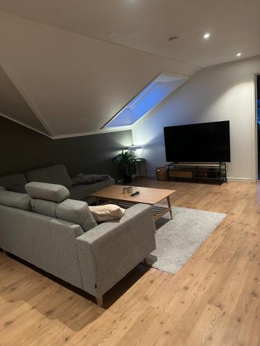Large modern villa with amazing views in Ulsteinvik