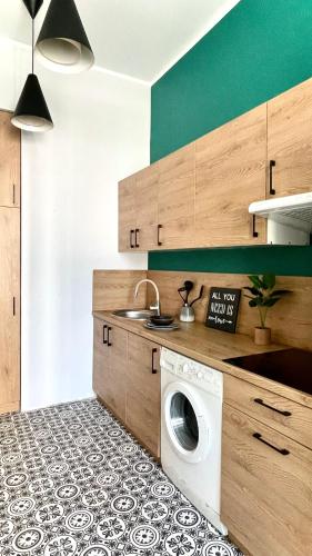 Beautiful Rooms - Luxury stay in the center in סזסזסין