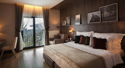 Junior Suite with Mountain View