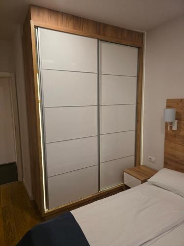 Aura suites 1
