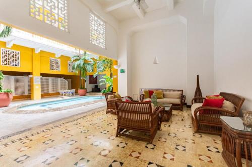 Boutique Stay in Historic Center & Local Concierge
