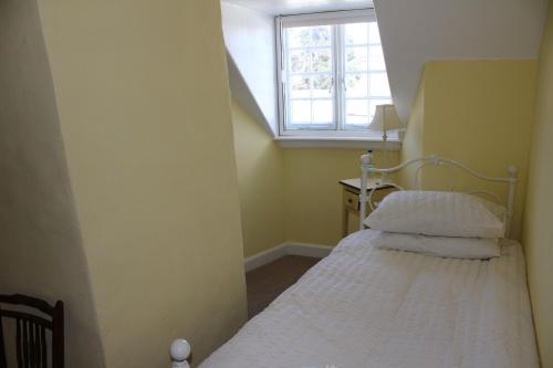 The Olde House - image 6