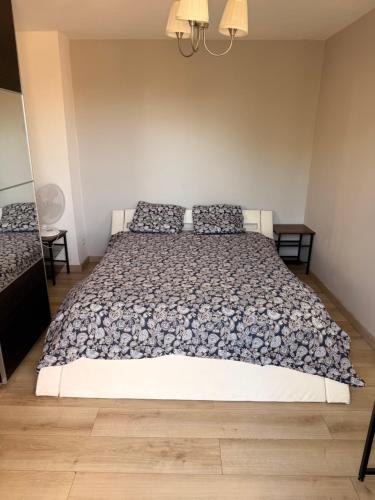 Chambre Privée Spacieuse dans un Appartement Partagé ,Parking Gratuit, Résidence Fermée