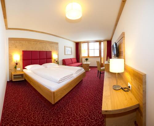 room detail thumbnail 0