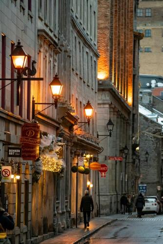 Waverley Capsule Hotel in Edinburgh