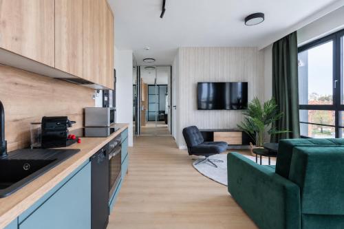 DOKI Living & Foodhall by Lion Apartments 2
