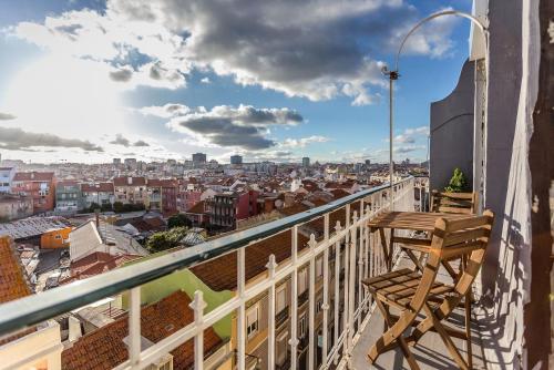 Charming flat with 2 bedrooms on Lisbon's 7th hill 1