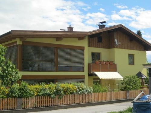 B&B Innsbruck - Haus Rainer - Bed and Breakfast Innsbruck