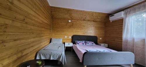 Casutele POPY'S in Slanic