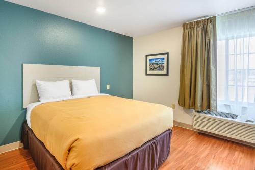 1 queen bed