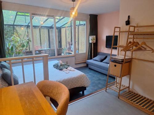  B&B Berglust Rotterdam met serre en gratis parkeren in Rotterdam