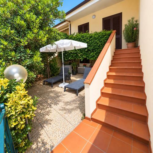 Trilocale Nicole con giardino Privato Isola D'Elba in Porto Azzurro