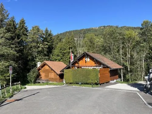 Charmant Petit Chalet 3 étoiles en Gruyère in Crésuz, Schweiz