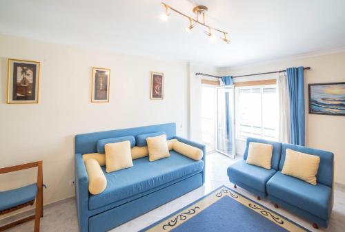  FLH Armação de Pêra Flat with Pool, Unterkunft in Armação de Pêra