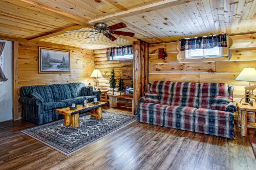 Arkdale Studio Cabin w/ On-Site ATV Trails! in Marshfield (WI)