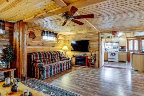 Arkdale Studio Cabin w/ On-Site ATV Trails! in Marshfield (WI)