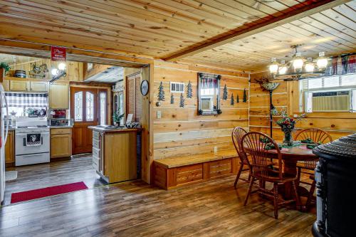Arkdale Studio Cabin w/ On-Site ATV Trails! in Marshfield (WI)