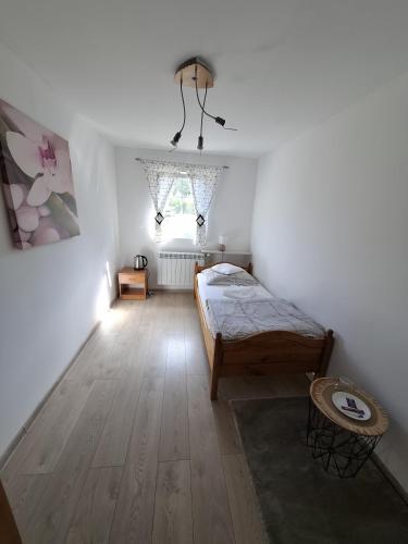 1 twin bed