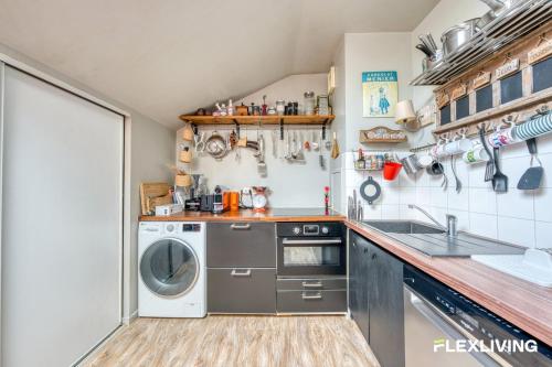 51 rue philippe de girard 75018 / T2 / 2 pièces