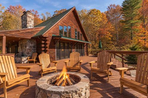 . Celestial Cabin - Mountain Views Wraparound Deck