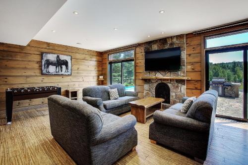 6 bedrooms, 7 beds