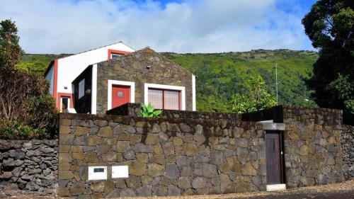 Casa da Antiga Vinha - Trees, Vineyards and Sea gîte à louer Caminho de Cima